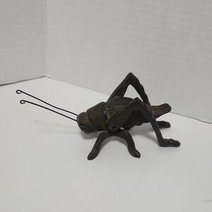 🦗 Vintage Cast Iron Grasshopper with Screw Limbs and Antenna 4" Base 11 Oz